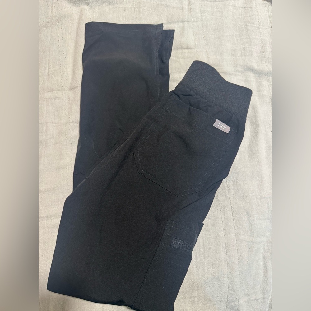 FIGS yola yoga wb freex lined scrubs